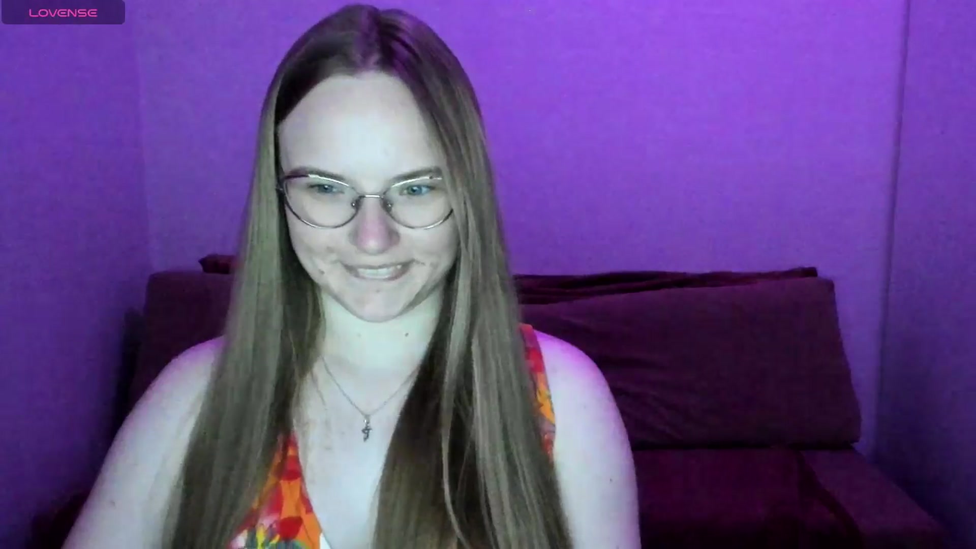 Gallery image thumbnail from Shy_Melany's myfreecams stream on, 05/14/2025, 20:53 image 16 of 20