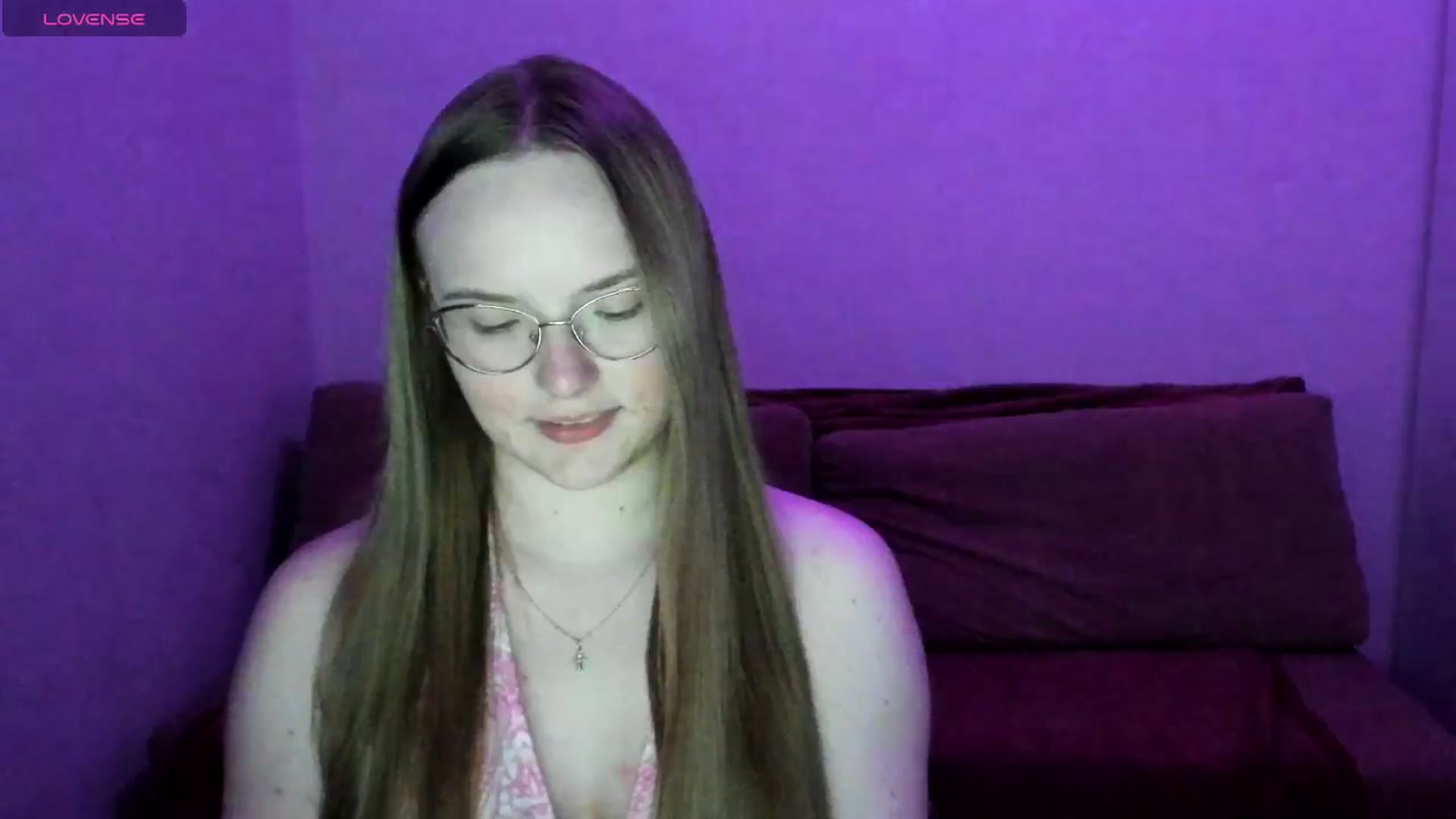 Gallery image thumbnail from Shy_Melany's myfreecams stream on, 05/15/2025, 18:58 image 2 of 20