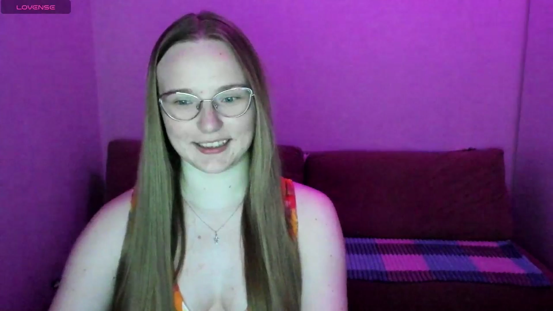 Gallery image thumbnail from Shy_Melany's myfreecams stream on, 05/28/2025, 20:43 image 6 of 20
