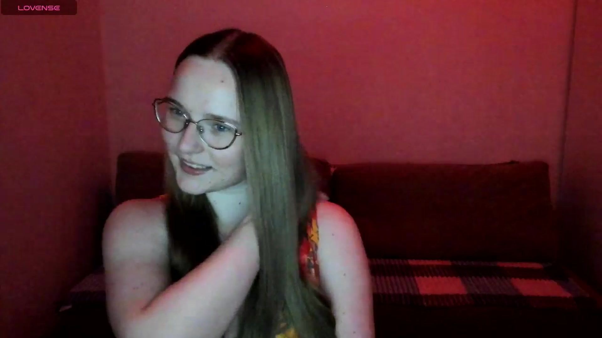 Gallery image thumbnail from Shy_Melany's myfreecams stream on, 05/28/2025, 20:43 image 16 of 20