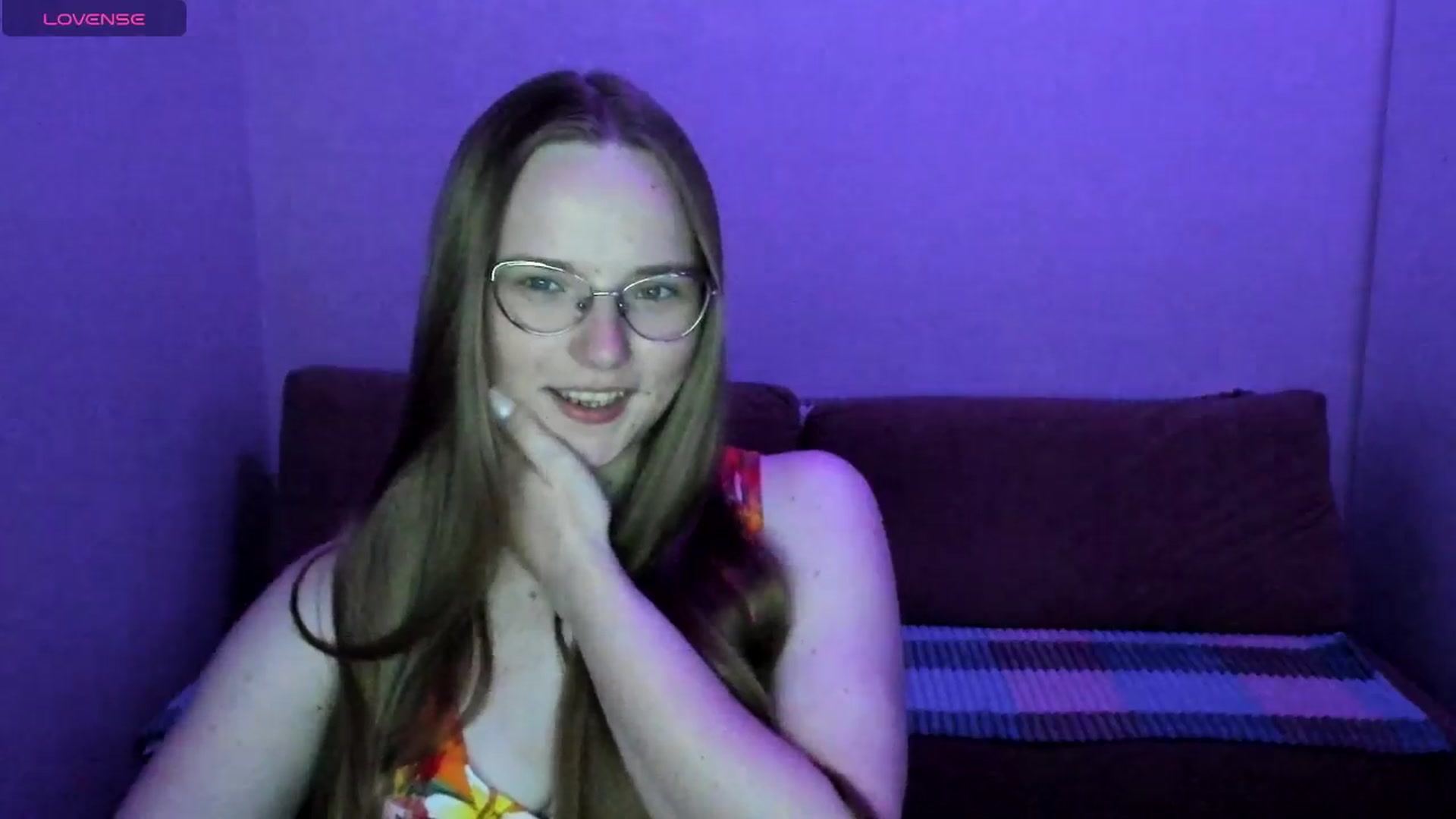 Gallery image thumbnail from Shy_Melany's myfreecams stream on, 05/28/2025, 20:43 image 19 of 20