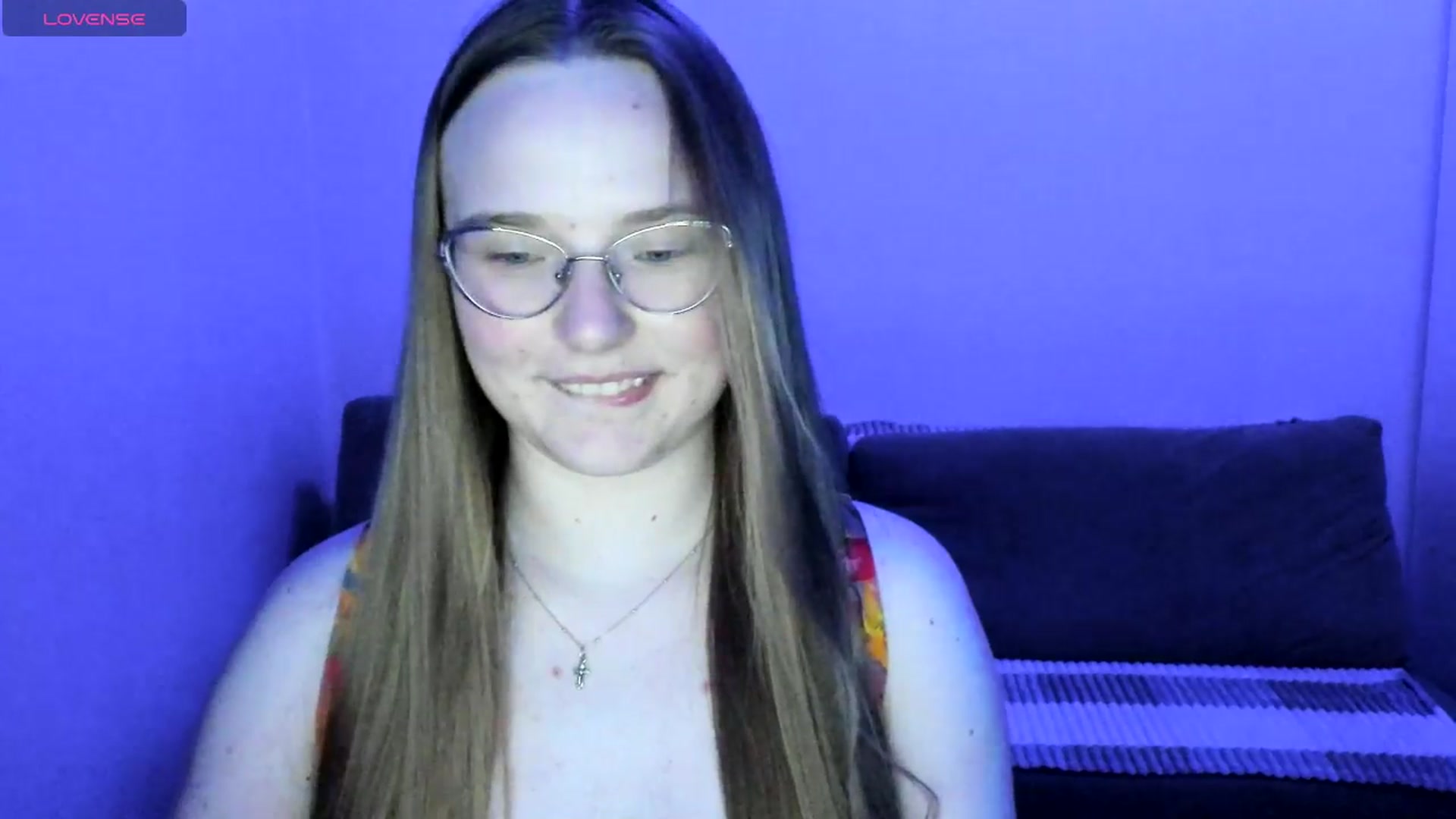 Gallery image thumbnail from Shy_Melany's myfreecams stream on, 05/28/2025, 23:28 image 11 of 20
