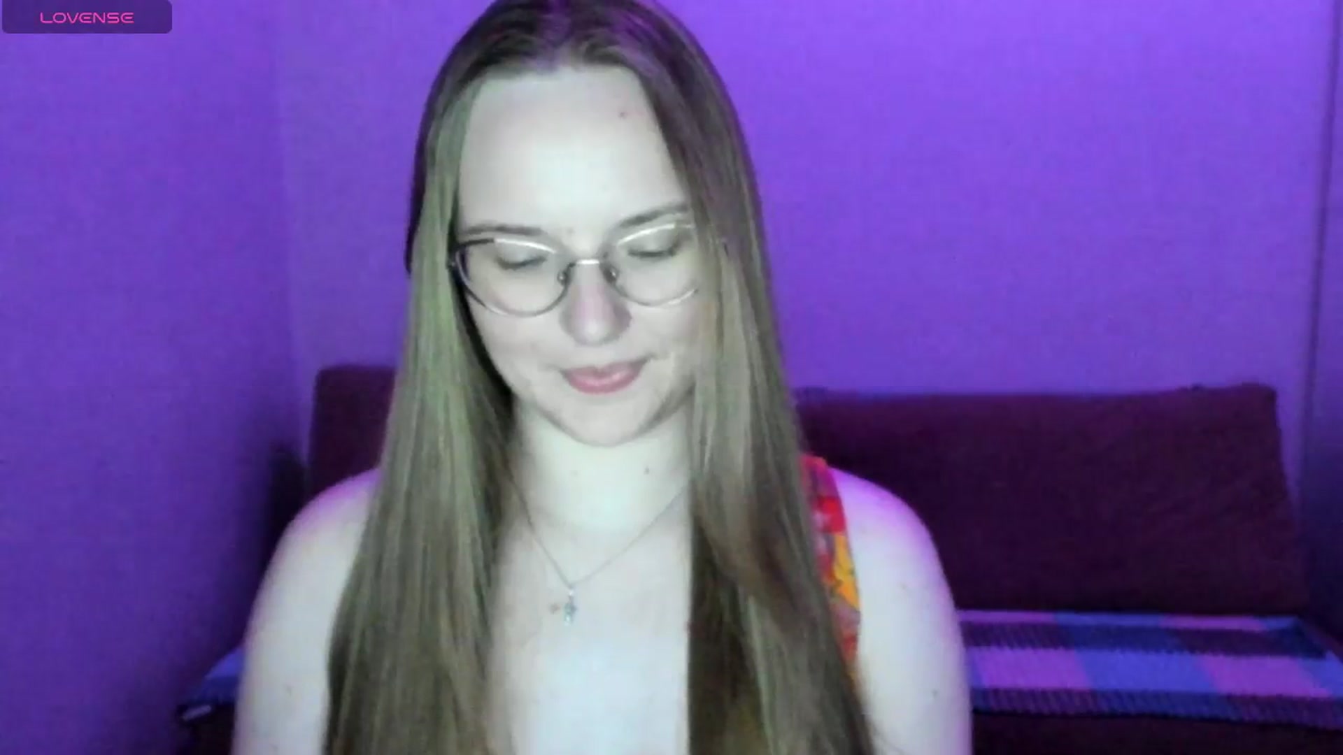 Gallery image thumbnail from Shy_Melany's myfreecams stream on, 05/28/2025, 23:28 image 16 of 20