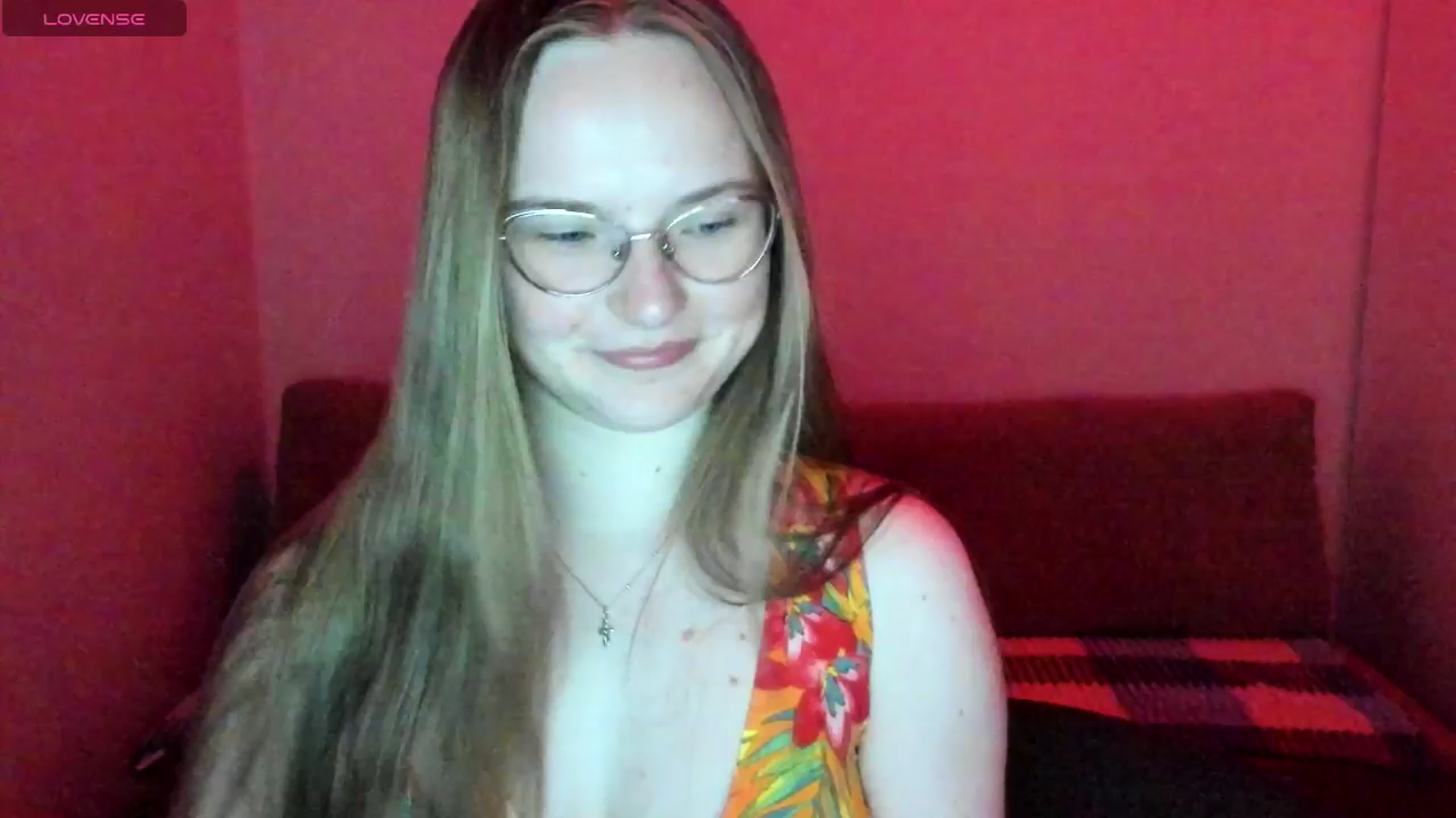 Gallery image thumbnail from Shy_Melany's myfreecams stream on, 05/31/2025, 24:15 image 11 of 20