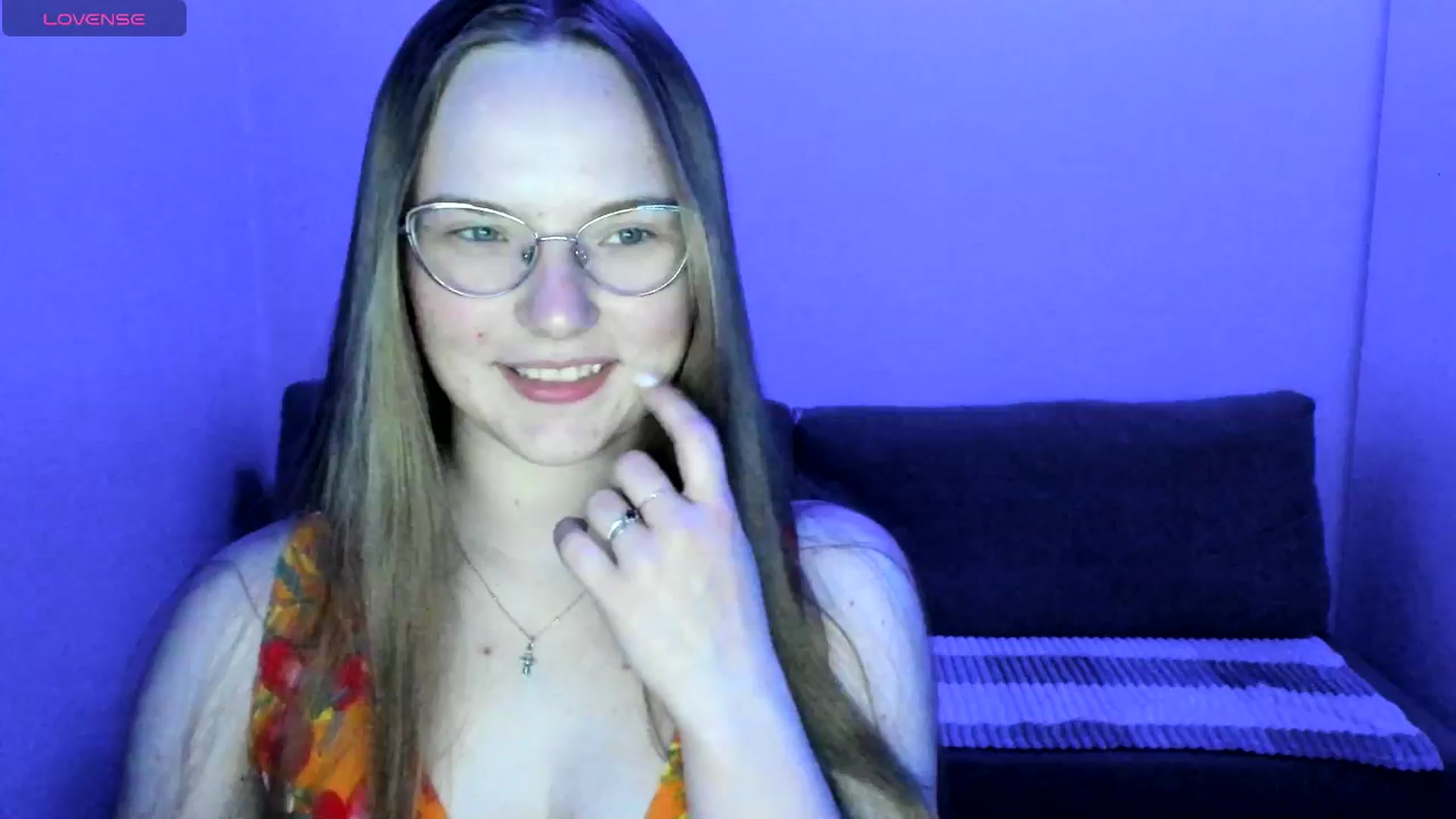 Gallery image thumbnail from Shy_Melany's myfreecams stream on, 05/31/2025, 24:15 image 6 of 20