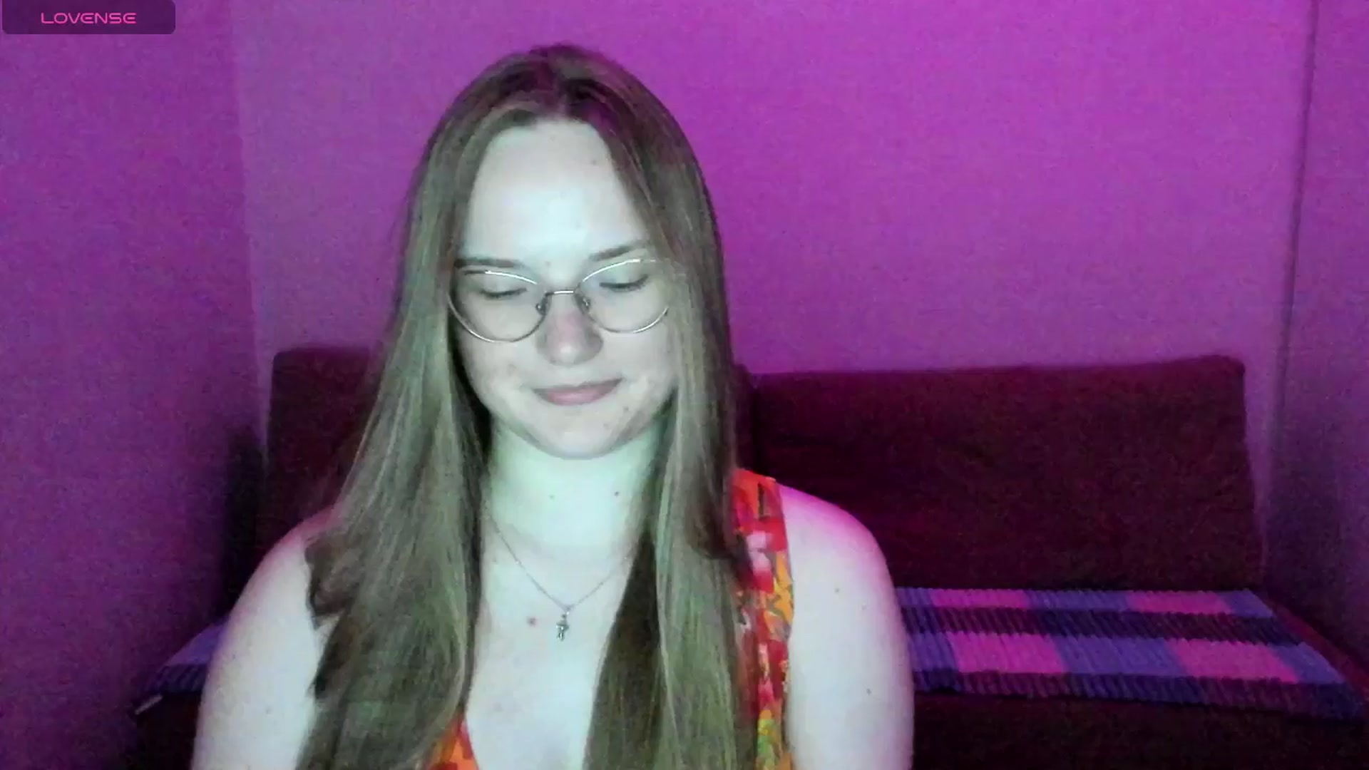 Gallery image thumbnail from Shy_Melany's myfreecams stream on, 05/31/2025, 19:14 image 11 of 20