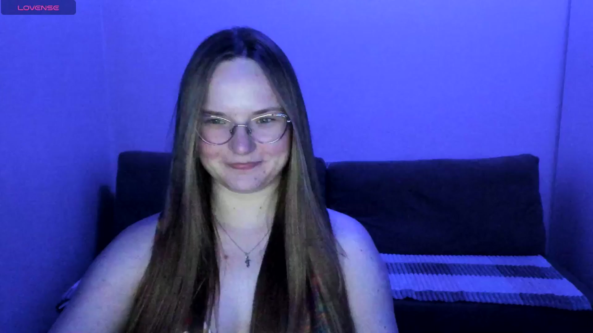 Gallery image thumbnail from Shy_Melany's myfreecams stream on, 05/31/2025, 19:14 image 19 of 20