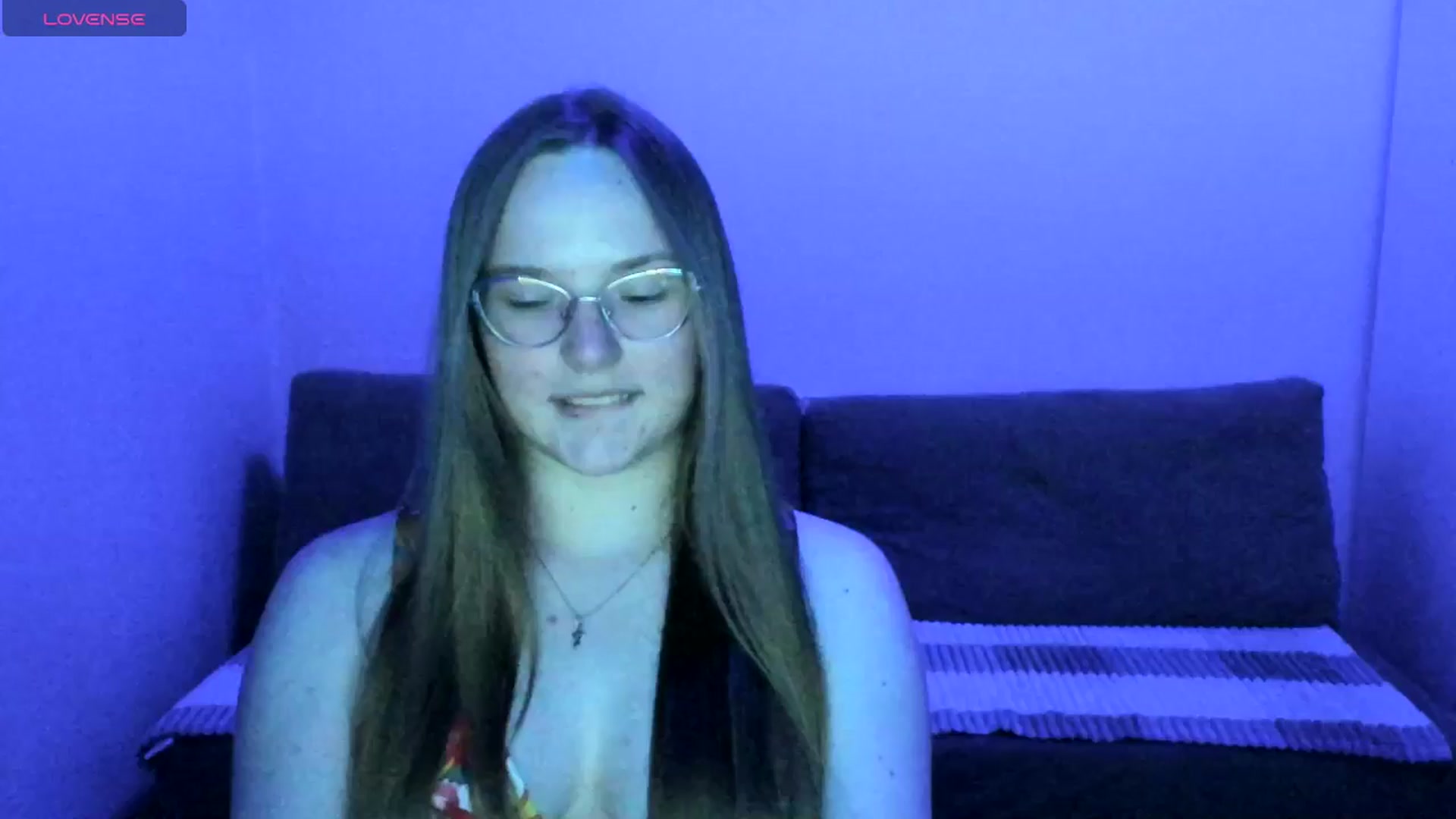 Gallery image thumbnail from Shy_Melany's myfreecams stream on, 05/31/2025, 19:14 image 7 of 20