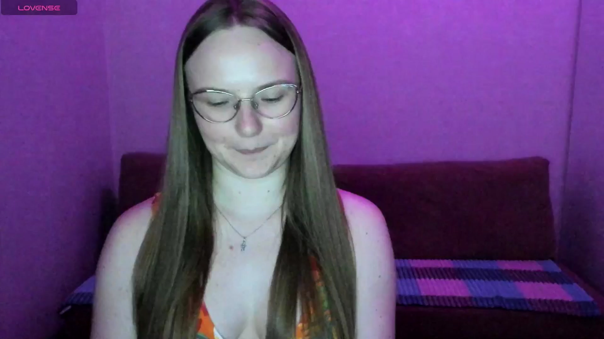 Gallery image thumbnail from Shy_Melany's myfreecams stream on, 05/31/2025, 22:05 image 5 of 20