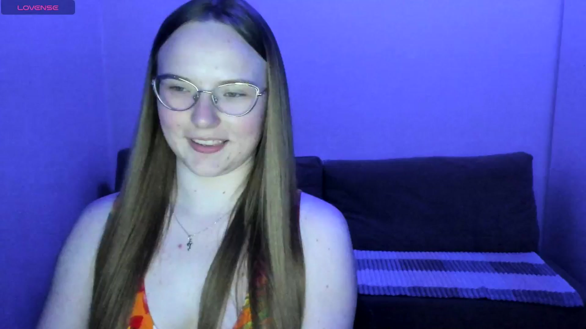 Gallery image thumbnail from Shy_Melany's myfreecams stream on, 05/31/2025, 22:05 image 10 of 20