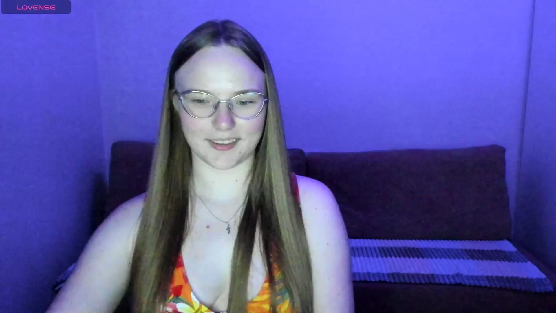Gallery image thumbnail from Shy_Melany's myfreecams stream on, 05/31/2025, 22:05 image 13 of 20