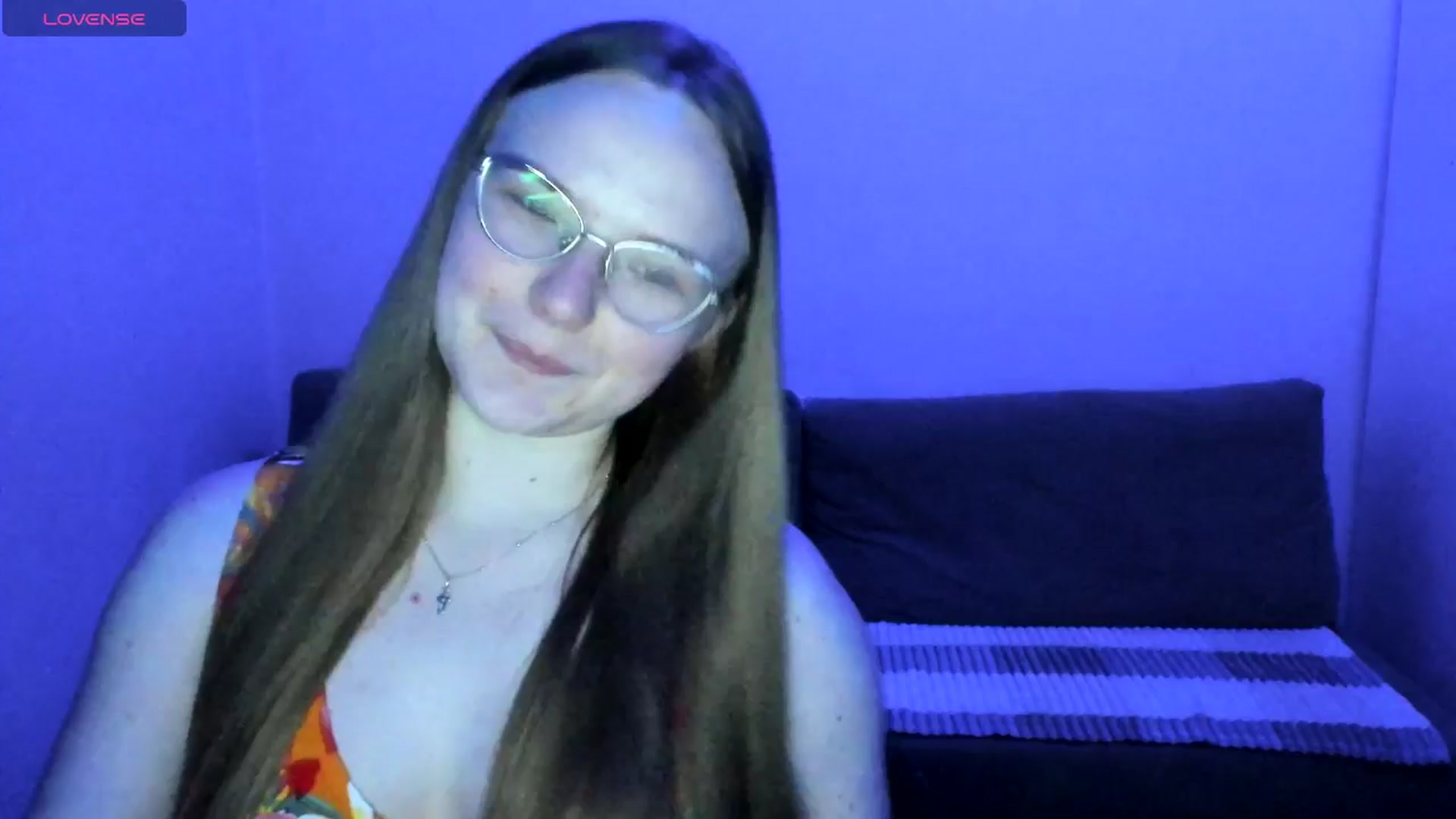 Gallery image thumbnail from Shy_Melany's myfreecams stream on, 05/31/2025, 22:05 image 4 of 20