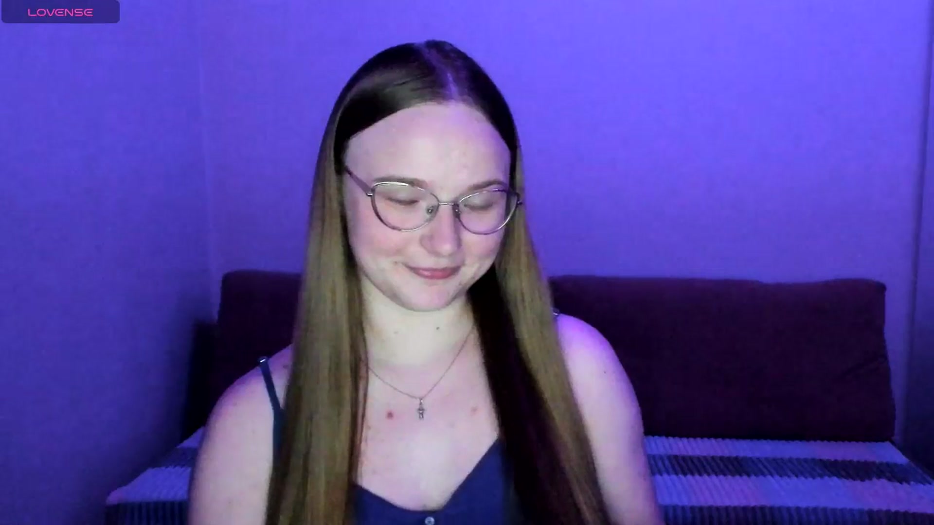 Gallery image thumbnail from Shy_Melany's myfreecams stream on, 06/05/2025, 18:54 image 15 of 20