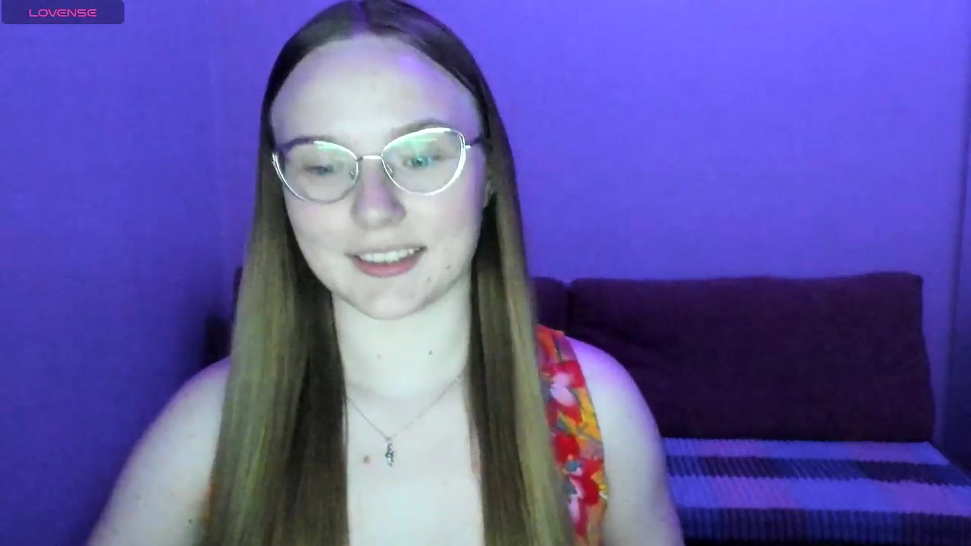 Gallery image thumbnail from Shy_Melany's myfreecams stream on, 06/05/2025, 21:26 image 15 of 20