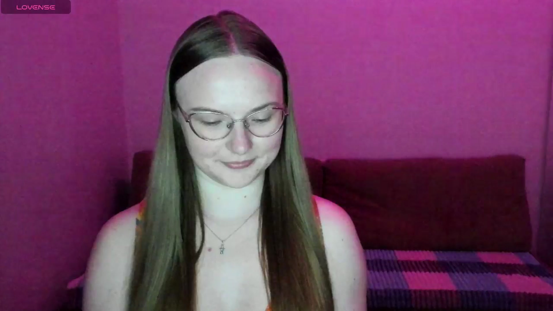 Gallery image thumbnail from Shy_Melany's myfreecams stream on, 06/05/2025, 21:26 image 18 of 20