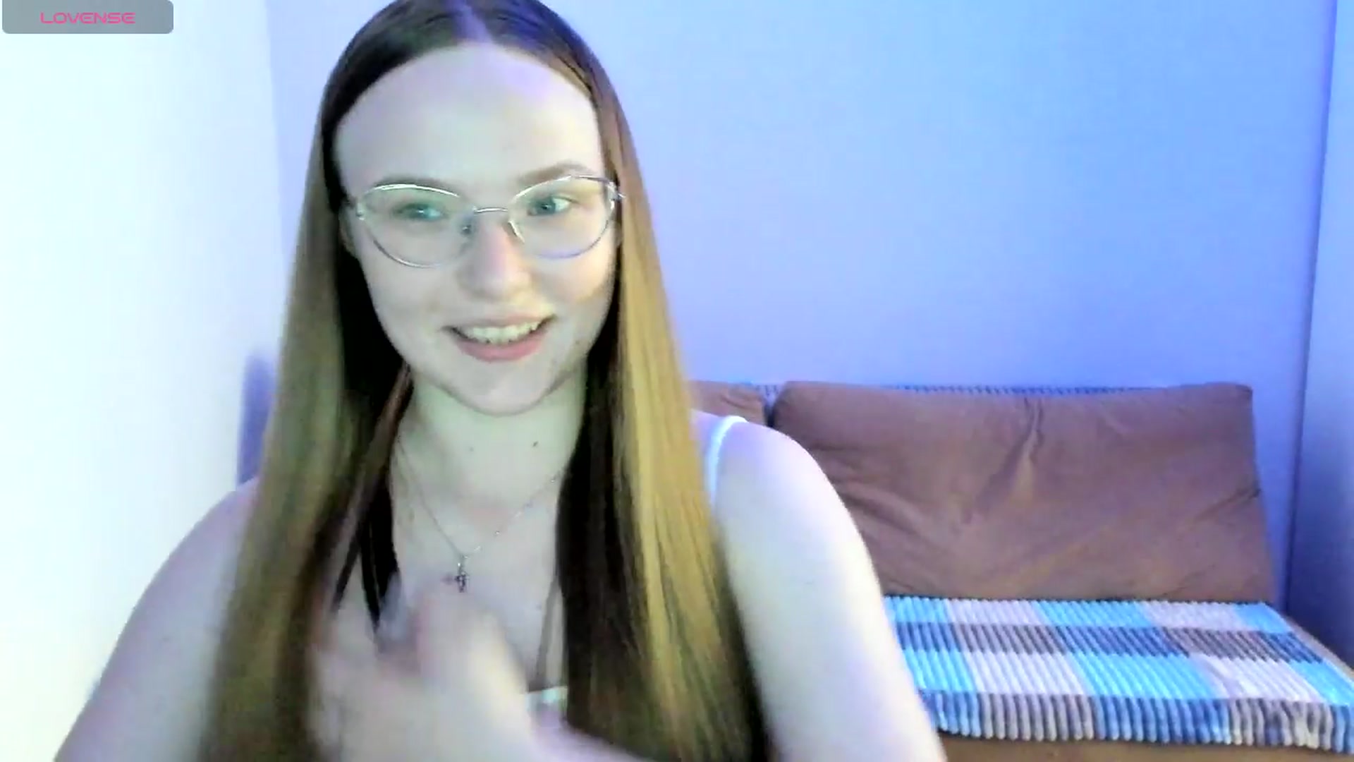 Gallery image thumbnail from Shy_Melany's myfreecams stream on, 06/08/2025, 17:40 image 15 of 20