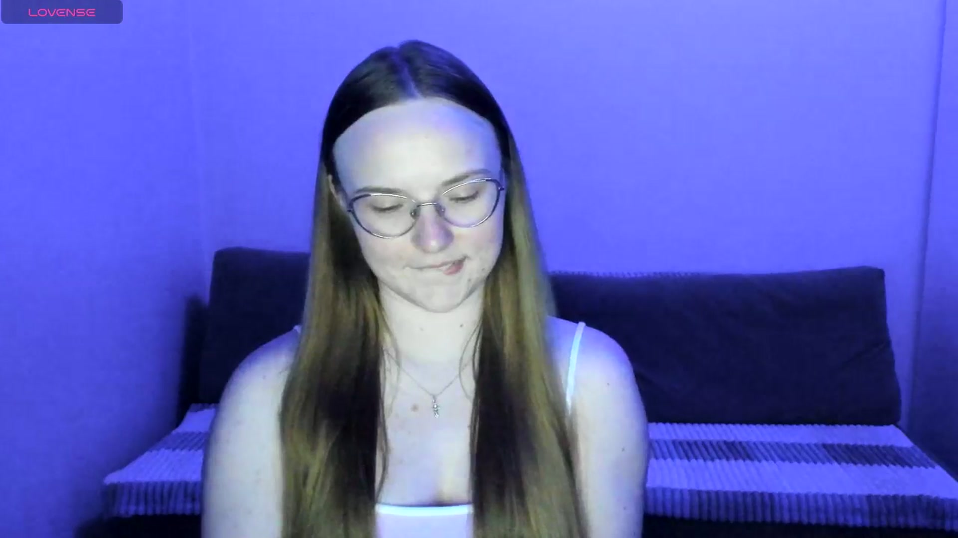 Gallery image thumbnail from Shy_Melany's myfreecams stream on, 06/08/2025, 20:21 image 15 of 20