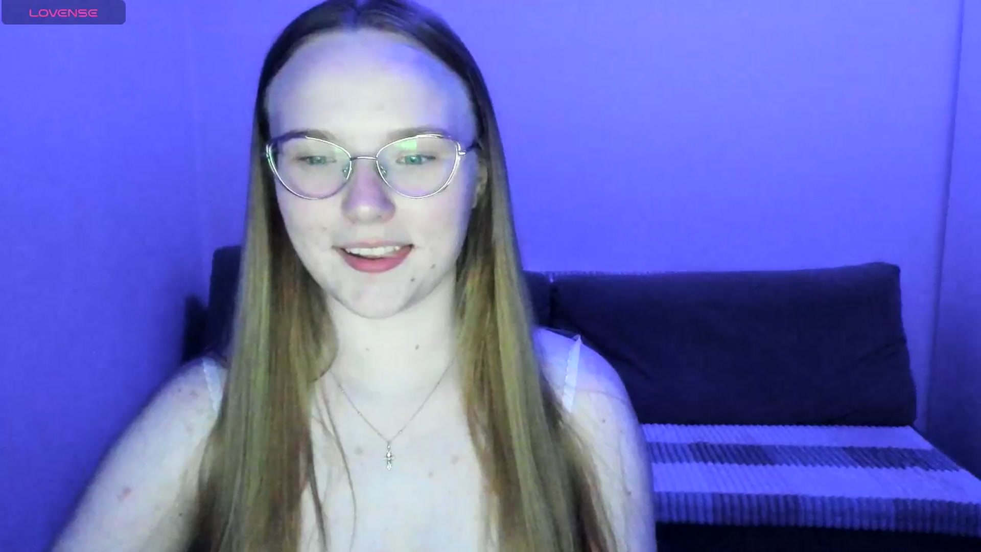 Gallery image thumbnail from Shy_Melany's myfreecams stream on, 06/10/2025, 21:28 image 8 of 20