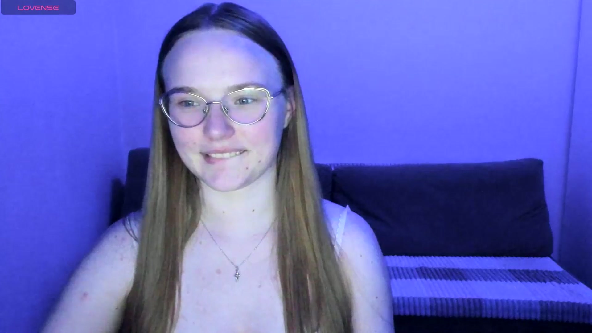 Gallery image thumbnail from Shy_Melany's myfreecams stream on, 06/10/2025, 21:28 image 9 of 20