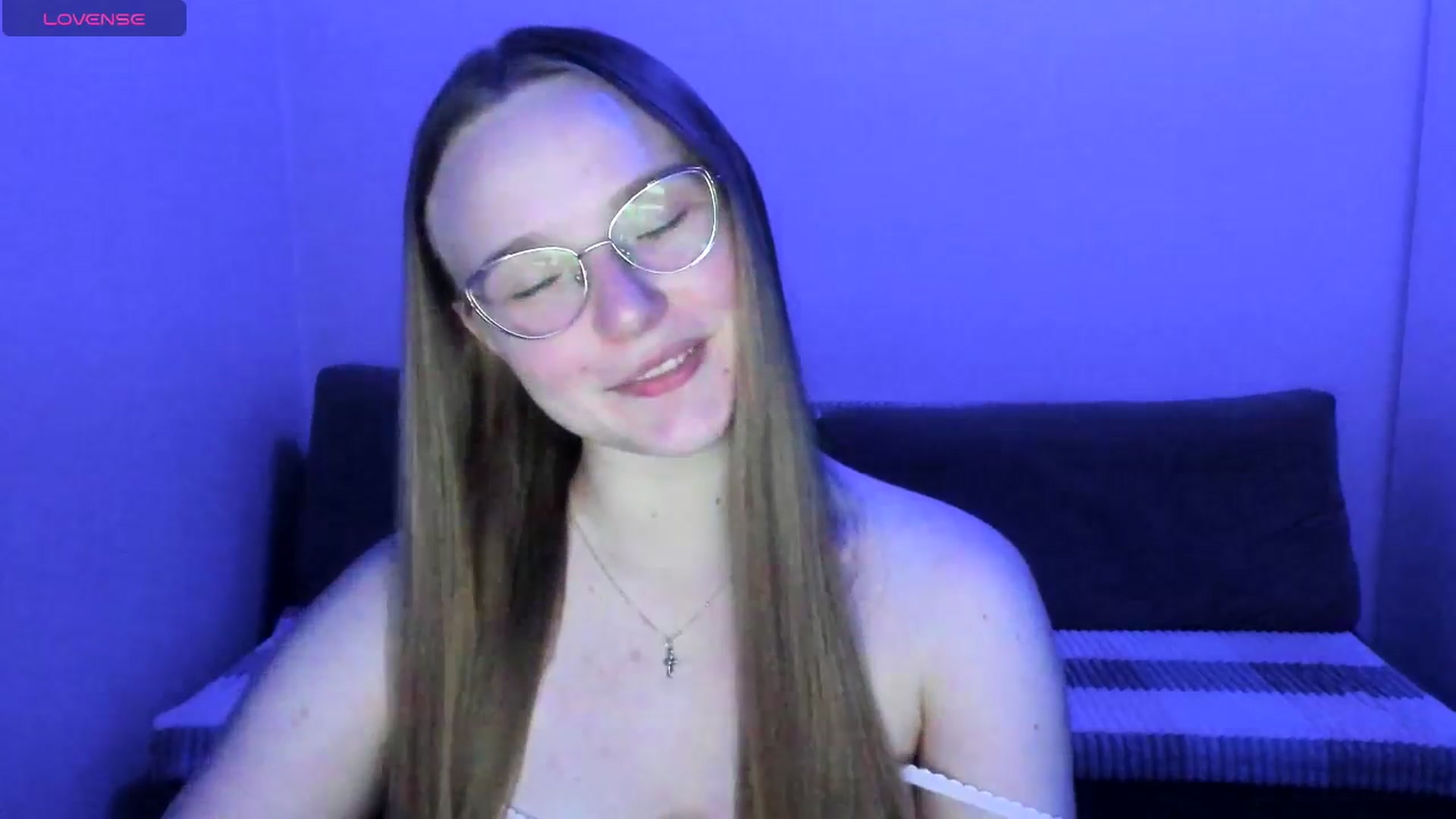 Gallery image thumbnail from Shy_Melany's myfreecams stream on, 06/10/2025, 23:14 image 13 of 20