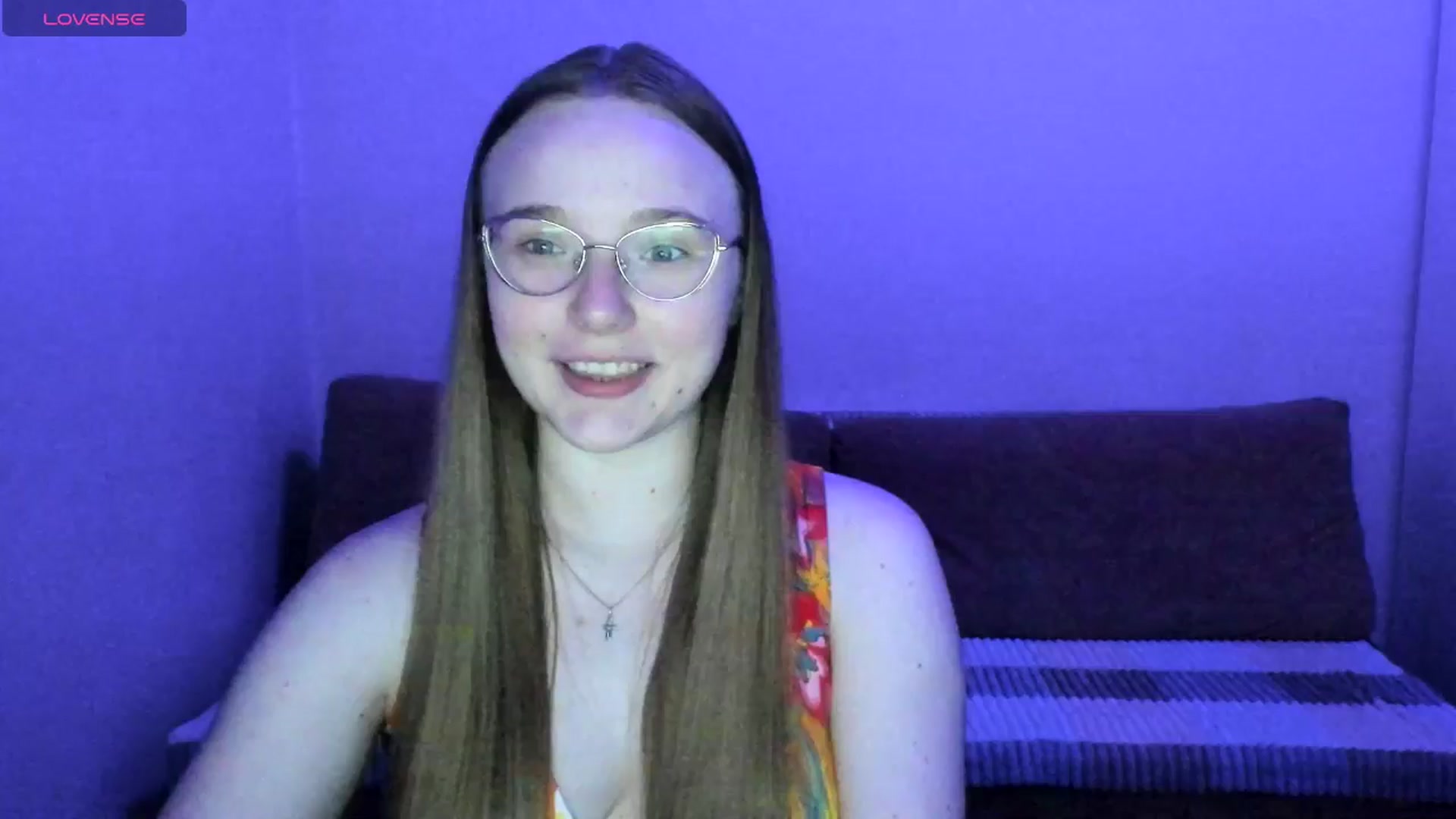 Gallery image thumbnail from Shy_Melany's myfreecams stream on, 06/11/2025, 19:04 image 4 of 20