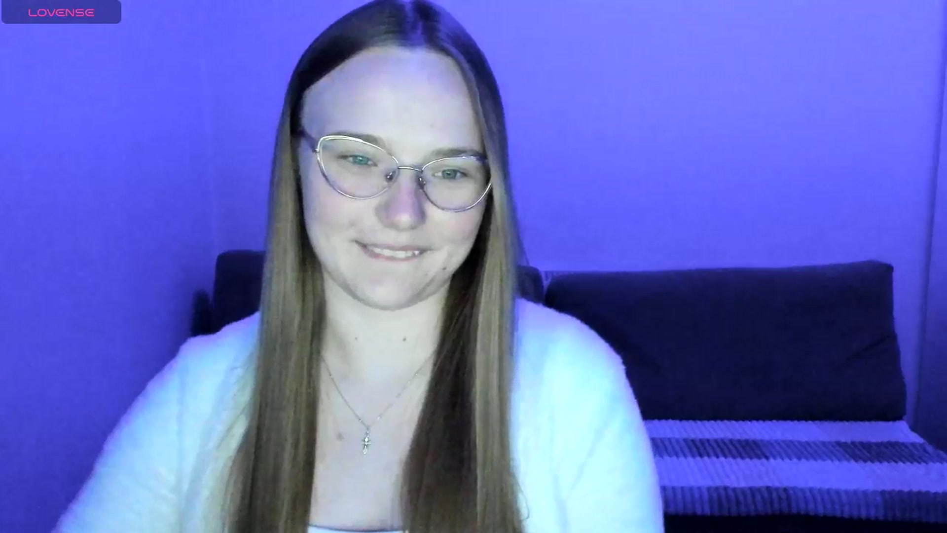 Gallery image thumbnail from Shy_Melany's myfreecams stream on, 06/12/2025, 20:18 image 7 of 20