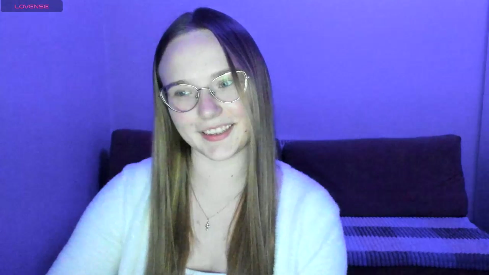 Gallery image thumbnail from Shy_Melany's myfreecams stream on, 06/12/2025, 20:18 image 18 of 20