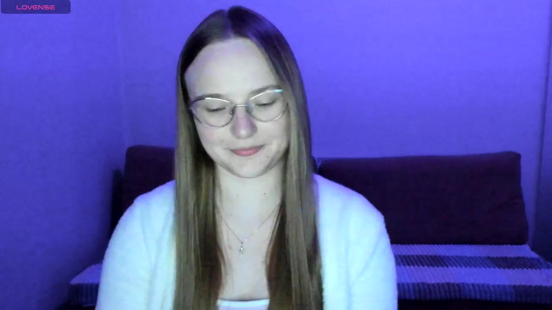 Gallery image thumbnail from Shy_Melany's myfreecams stream on, 06/12/2025, 20:18 image 17 of 20