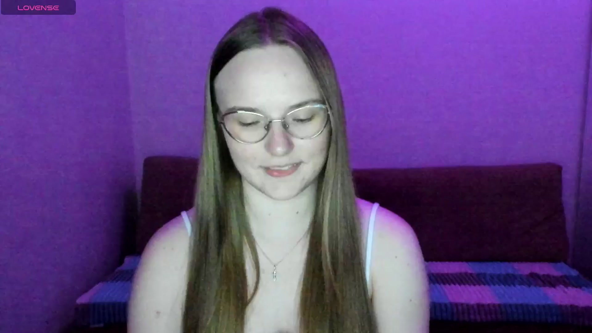 Gallery image thumbnail from Shy_Melany's myfreecams stream on, 06/13/2025, 19:35 image 11 of 20