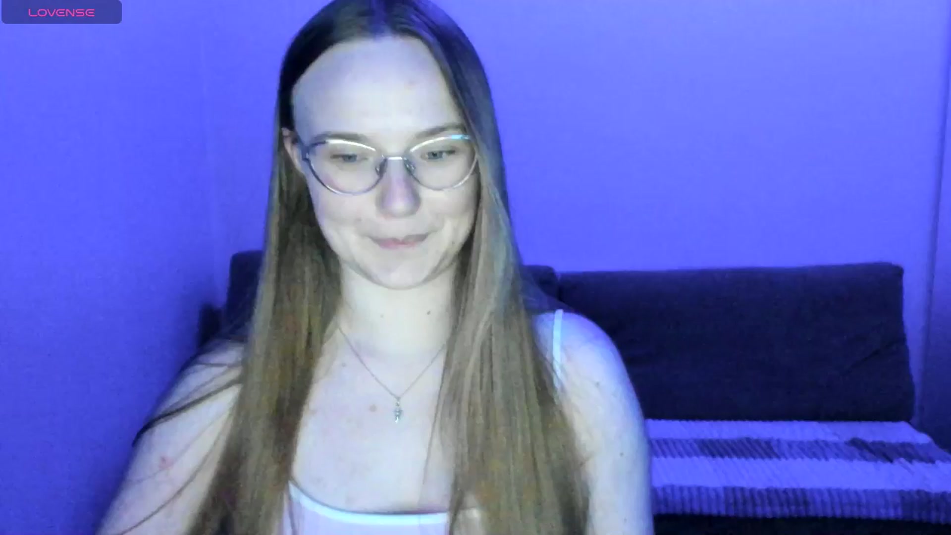 Gallery image thumbnail from Shy_Melany's myfreecams stream on, 06/13/2025, 19:35 image 13 of 20