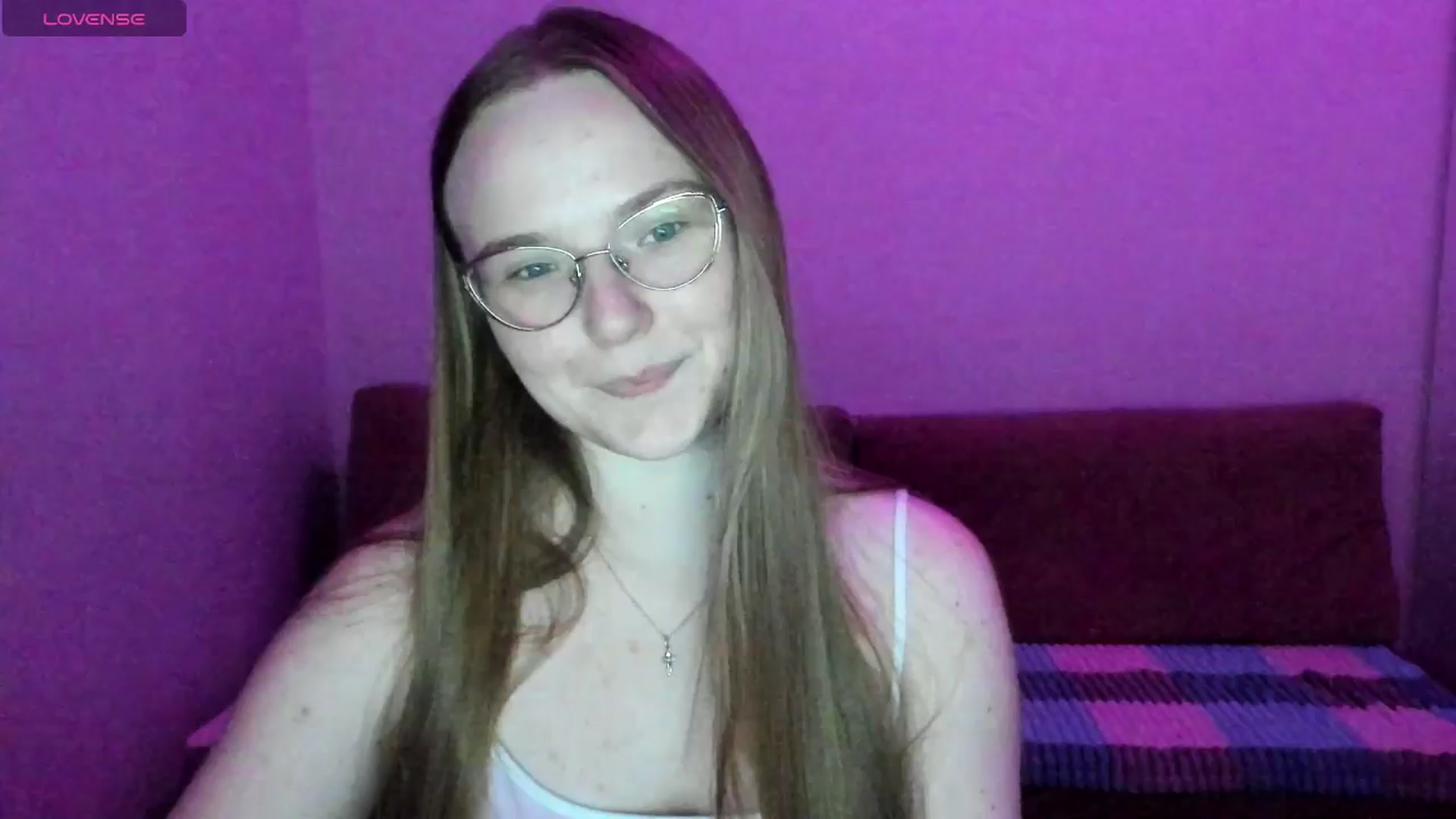 Gallery image thumbnail from Shy_Melany's myfreecams stream on, 06/13/2025, 19:35 image 14 of 20