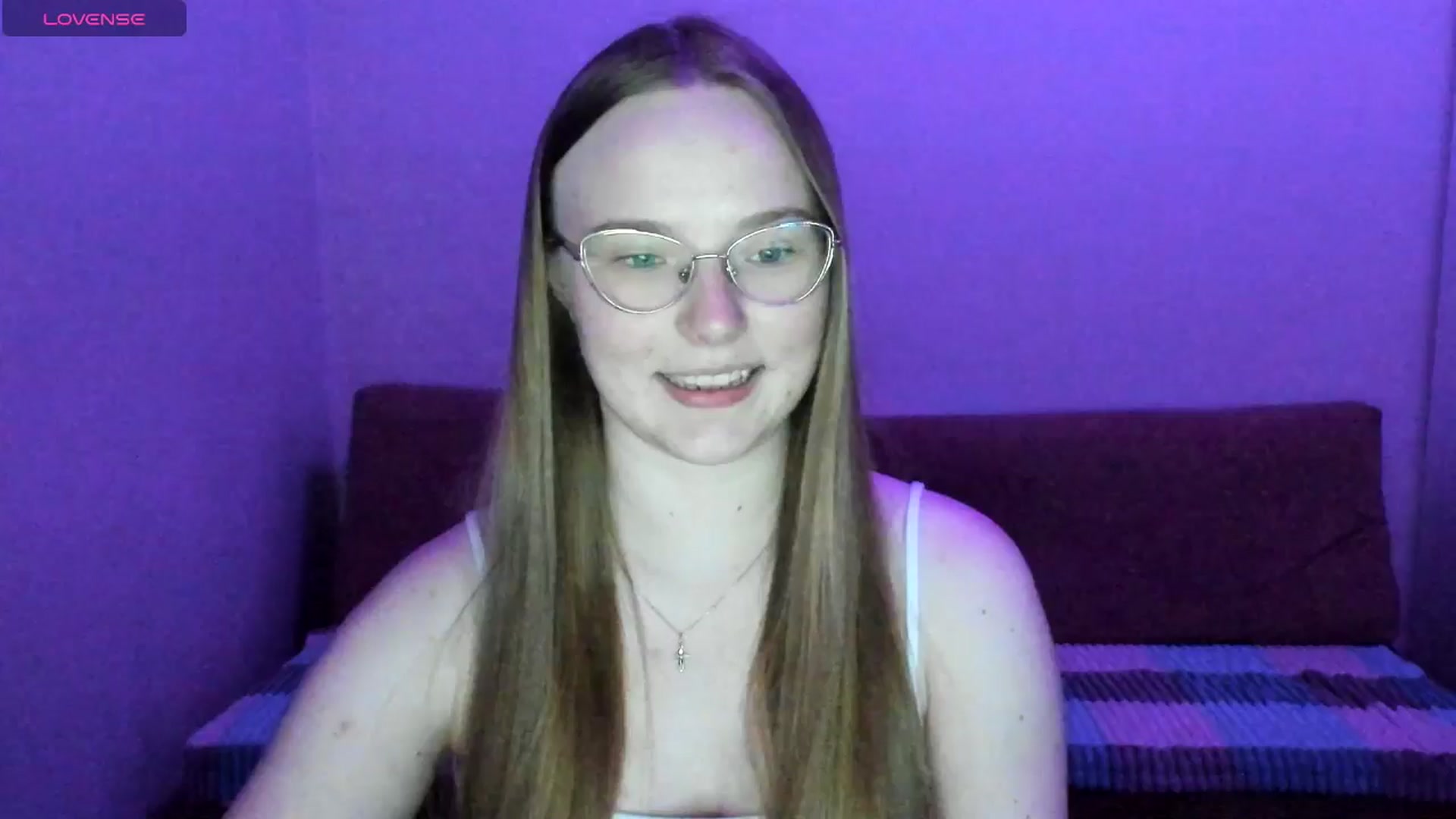 Gallery image thumbnail from Shy_Melany's myfreecams stream on, 06/13/2025, 19:35 image 8 of 20