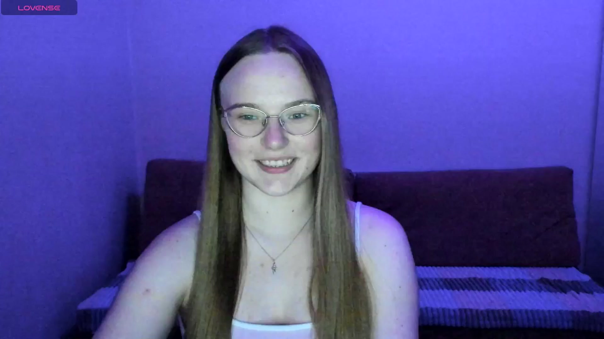 Gallery image thumbnail from Shy_Melany's myfreecams stream on, 06/13/2025, 19:35 image 5 of 20