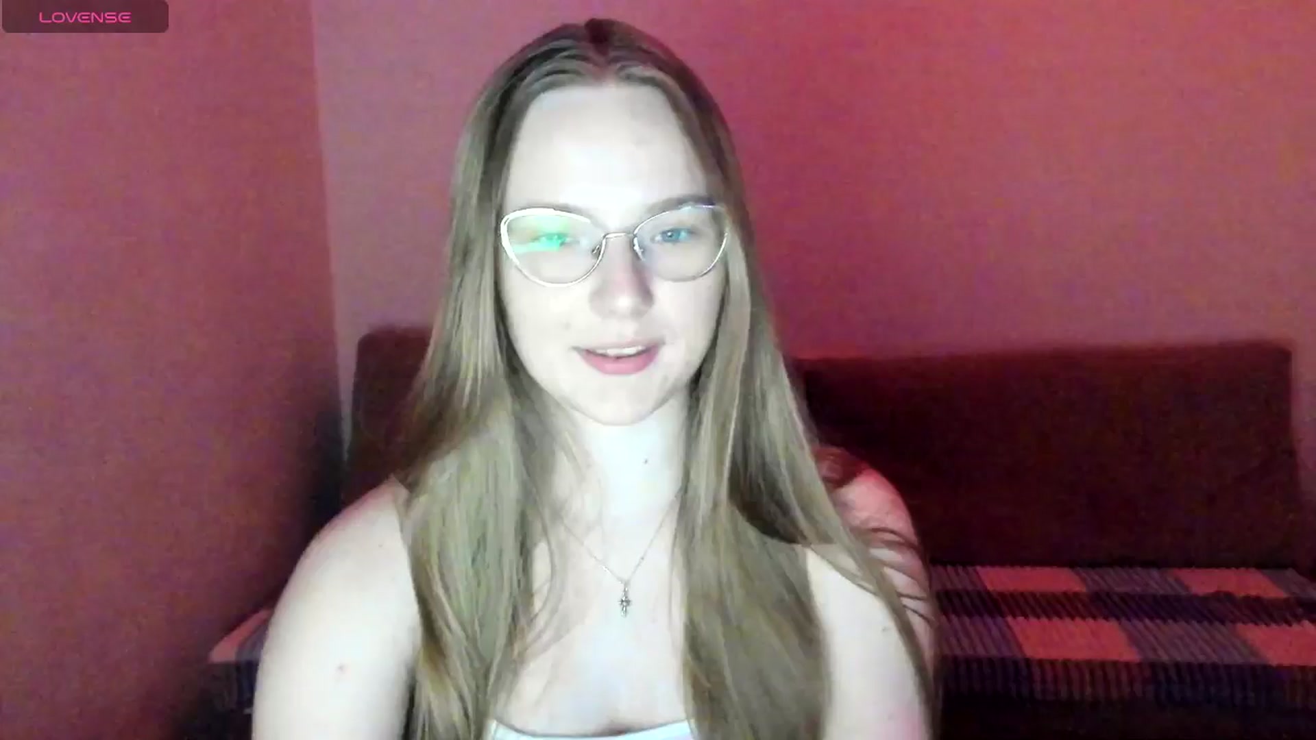 Gallery image thumbnail from Shy_Melany's myfreecams stream on, 06/13/2025, 23:15 image 19 of 20