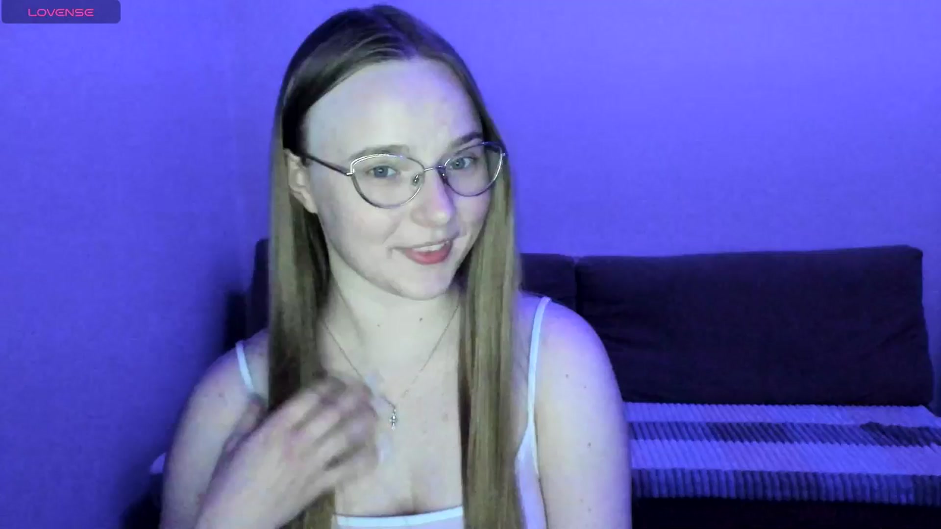 Gallery image thumbnail from Shy_Melany's myfreecams stream on, 06/13/2025, 23:15 image 12 of 20