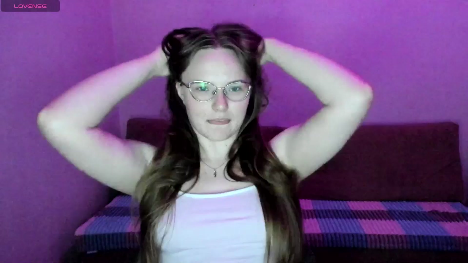 Gallery image thumbnail from Shy_Melany's myfreecams stream on, 06/13/2025, 23:15 image 18 of 20