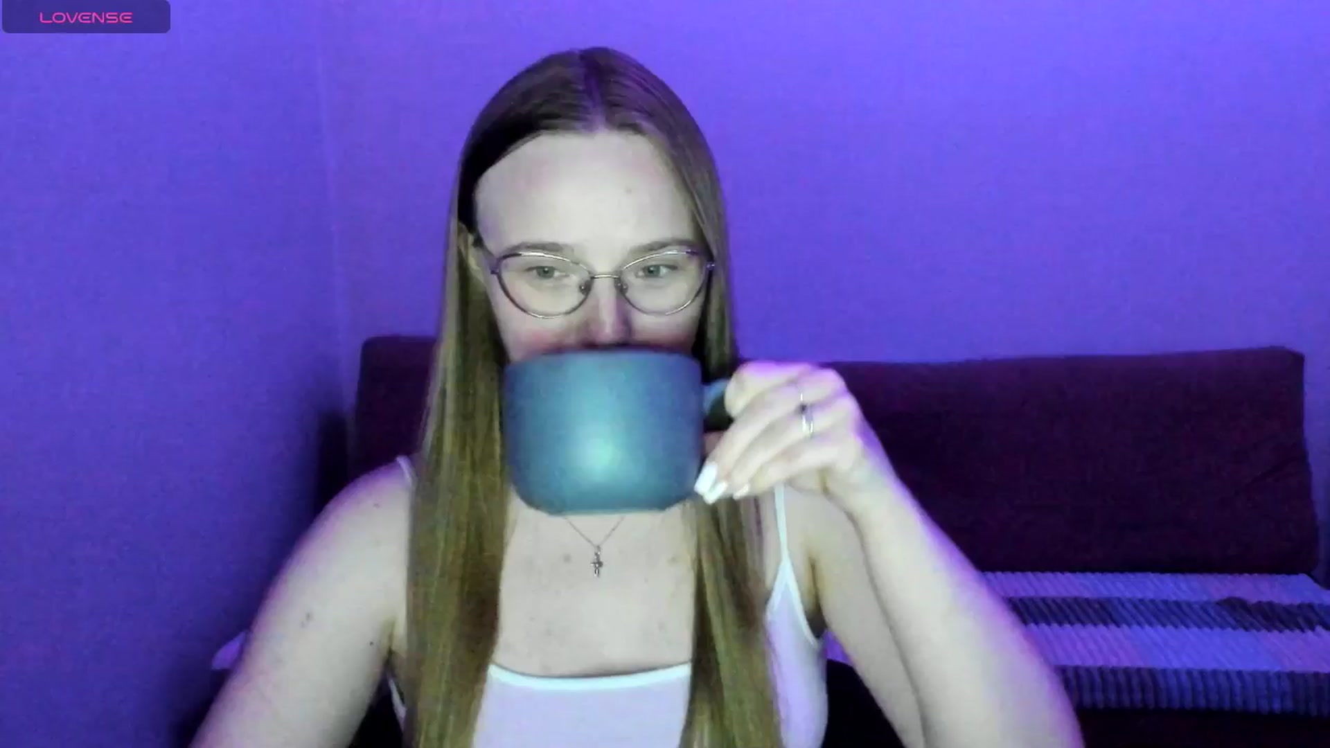Gallery image thumbnail from Shy_Melany's myfreecams stream on, 06/13/2025, 23:15 image 10 of 20