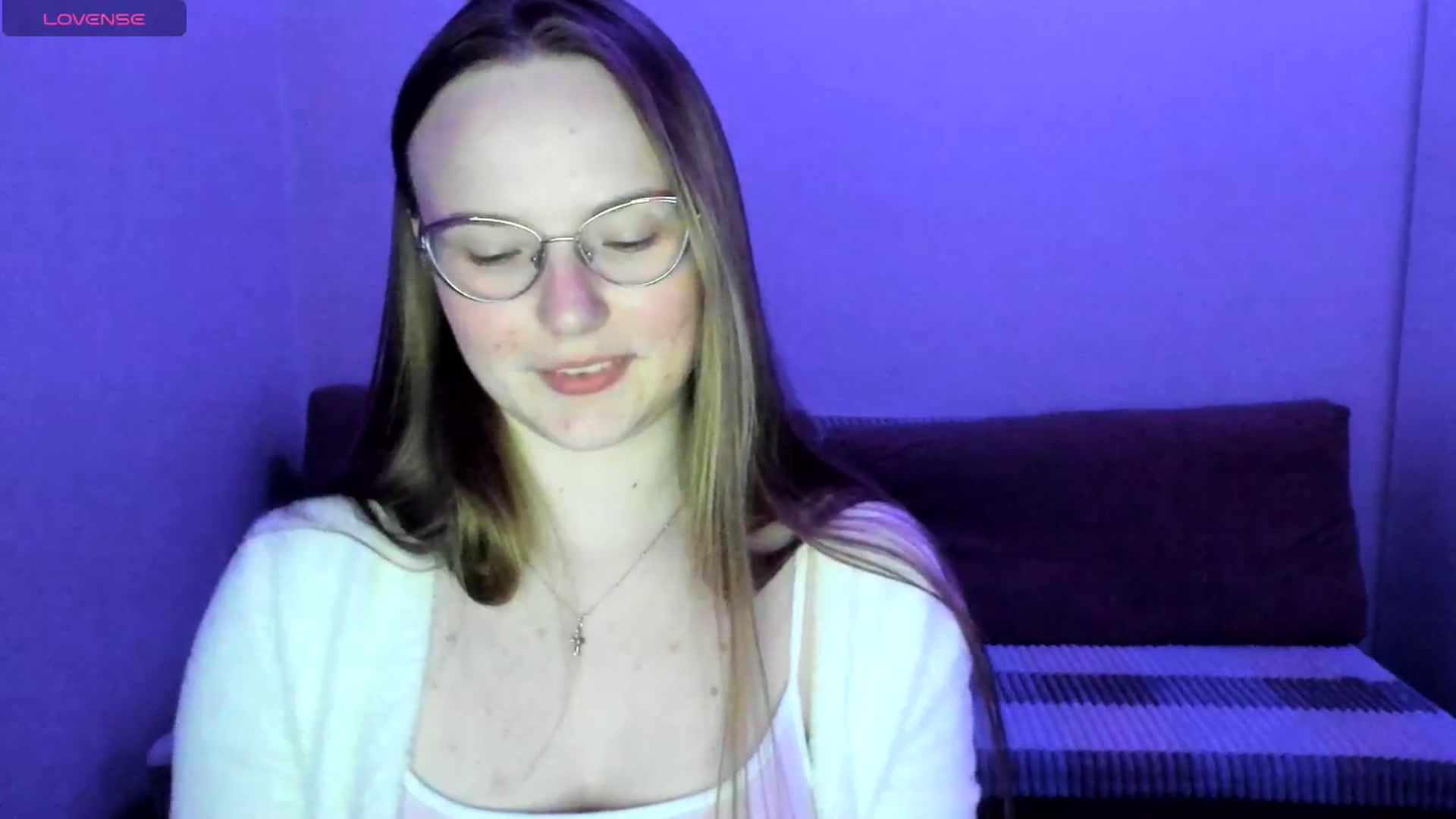 Gallery image thumbnail from Shy_Melany's myfreecams stream on, 06/16/2025, 01:21 image 2 of 20