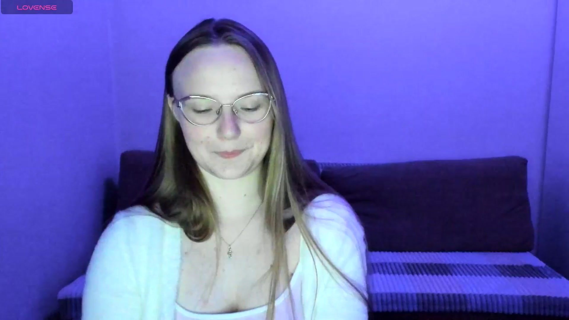Gallery image thumbnail from Shy_Melany's myfreecams stream on, 06/16/2025, 01:21 image 7 of 20
