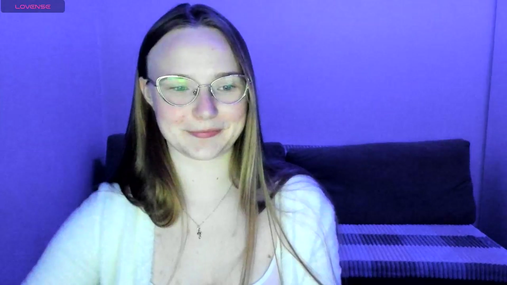 Gallery image thumbnail from Shy_Melany's myfreecams stream on, 06/16/2025, 01:21 image 11 of 20