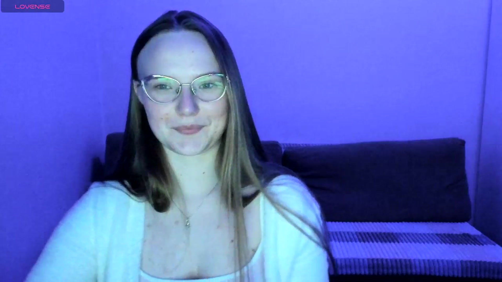 Gallery image thumbnail from Shy_Melany's myfreecams stream on, 06/16/2025, 01:21 image 4 of 20