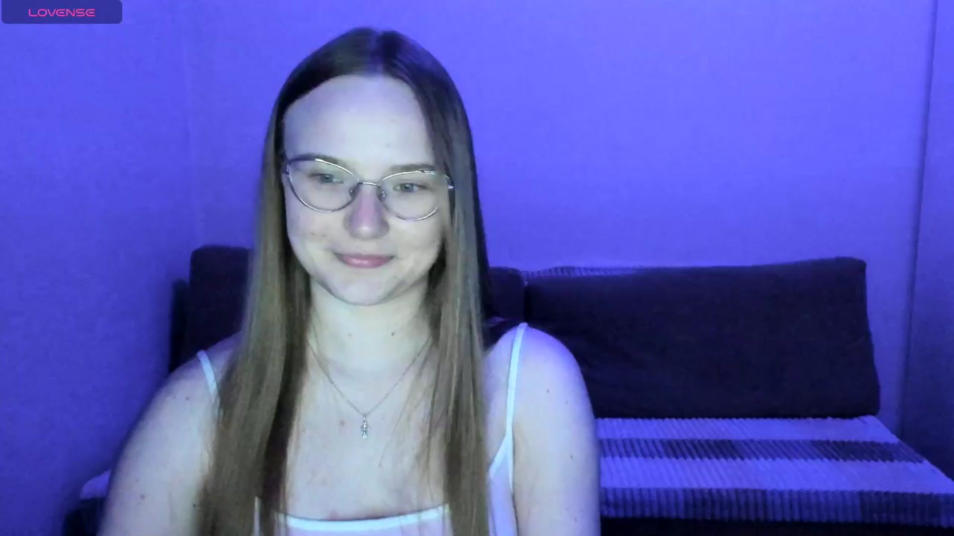 Gallery image thumbnail from Shy_Melany's myfreecams stream on, 06/20/2025, 19:49 image 13 of 20