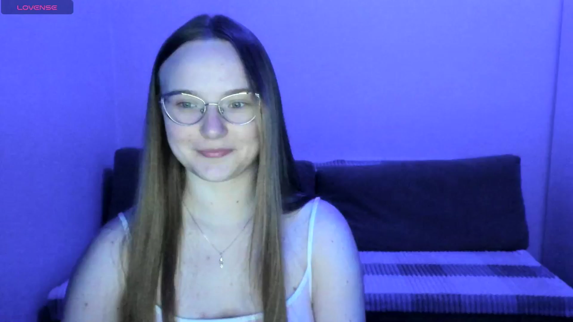 Gallery image thumbnail from Shy_Melany's myfreecams stream on, 06/20/2025, 19:49 image 12 of 20