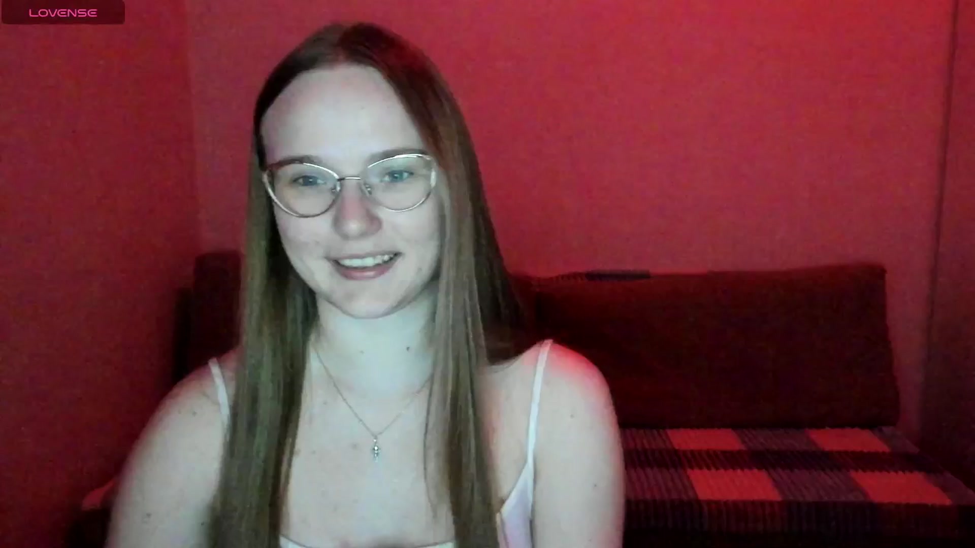 Gallery image thumbnail from Shy_Melany's myfreecams stream on, 06/20/2025, 19:49 image 10 of 20