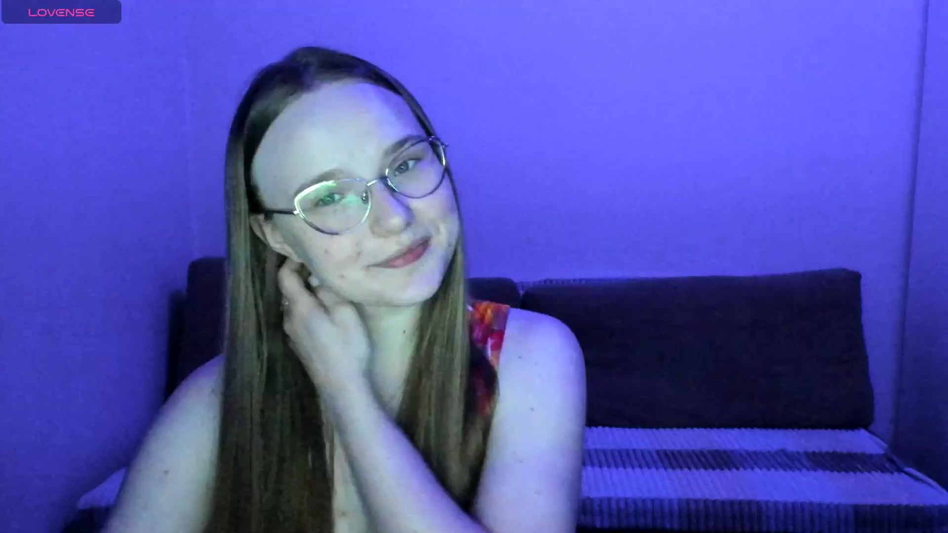 Gallery image thumbnail from Shy_Melany's myfreecams stream on, 06/22/2025, 21:08 image 17 of 20