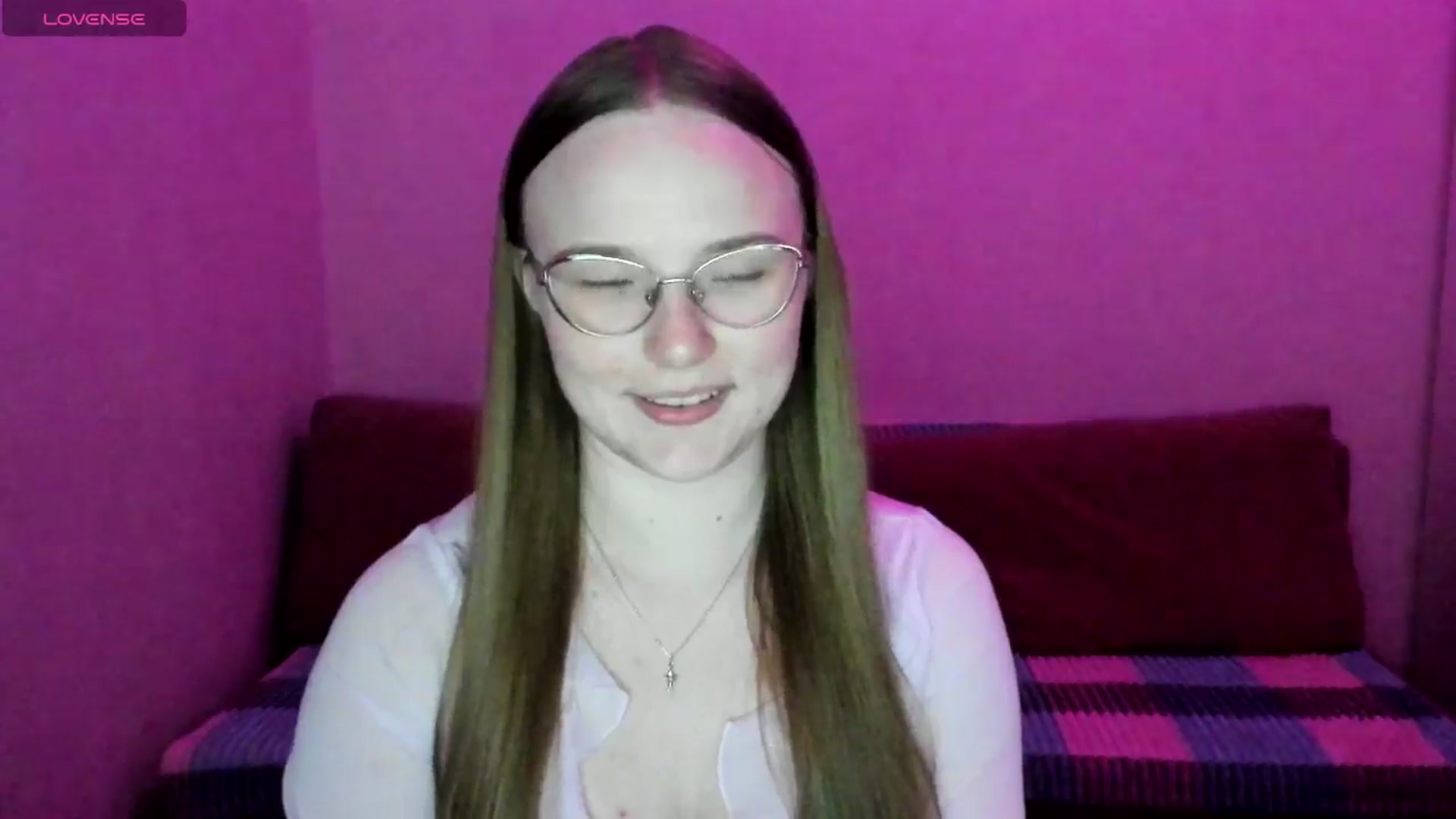 Gallery image thumbnail from Shy_Melany's myfreecams stream on, 06/25/2025, 21:26 image 17 of 20