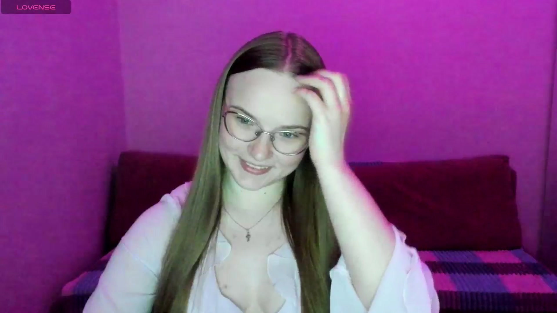 Gallery image thumbnail from Shy_Melany's myfreecams stream on, 06/25/2025, 21:26 image 5 of 20