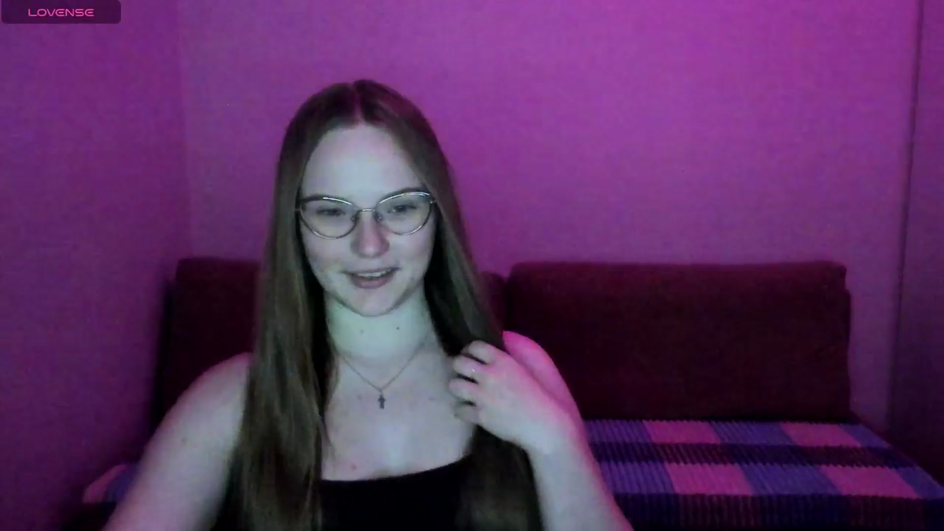 Gallery image thumbnail from Shy_Melany's myfreecams stream on, 06/27/2025, 17:01 image 8 of 20