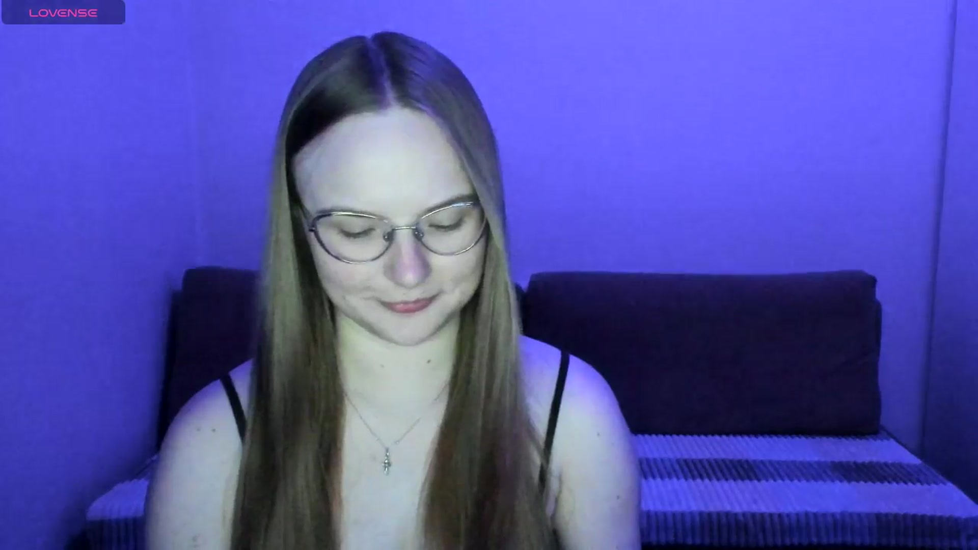 Gallery image thumbnail from Shy_Melany's myfreecams stream on, 06/27/2025, 17:01 image 17 of 20