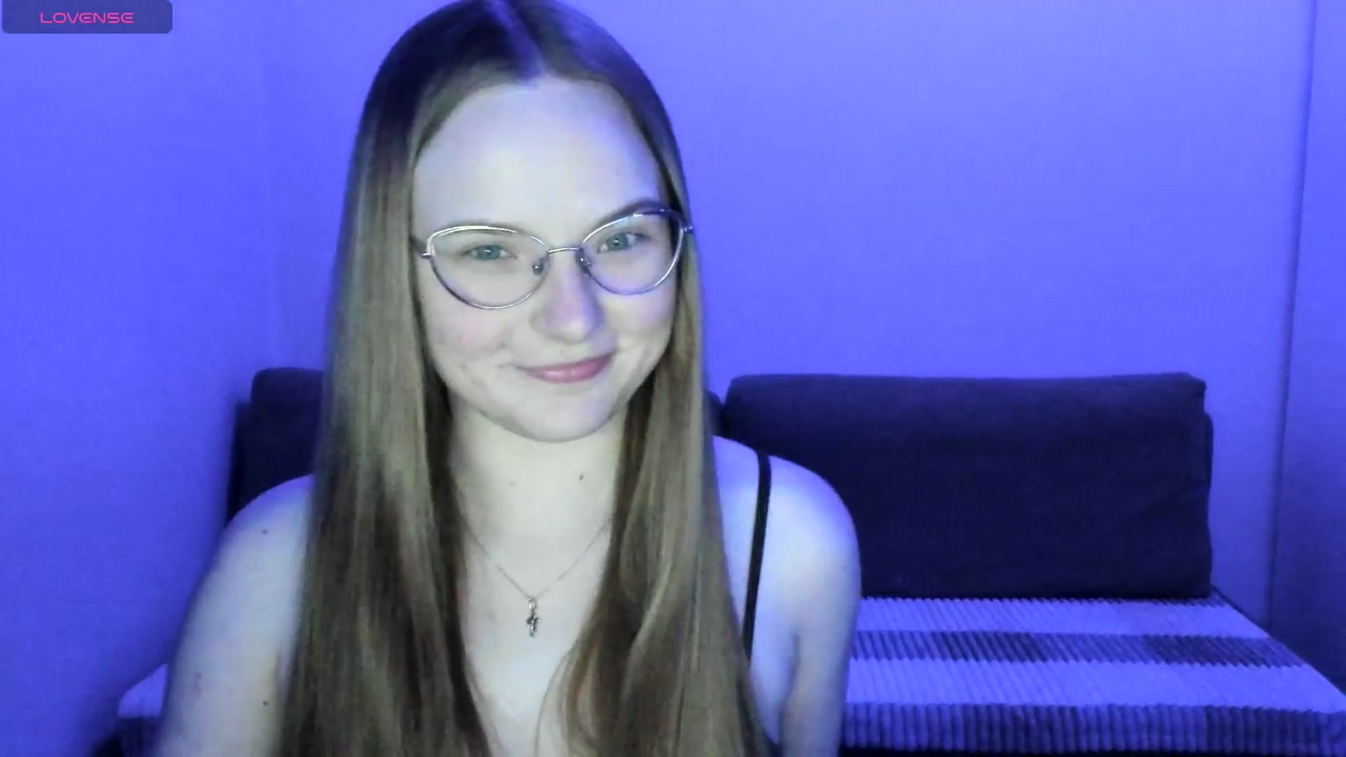 Gallery image thumbnail from Shy_Melany's myfreecams stream on, 06/27/2025, 17:01 image 5 of 20
